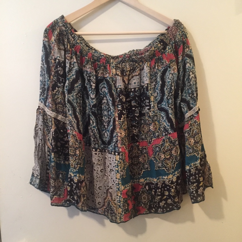 🌟Just In🌟O’Neil boho Off Shoulder bell sleeves👚